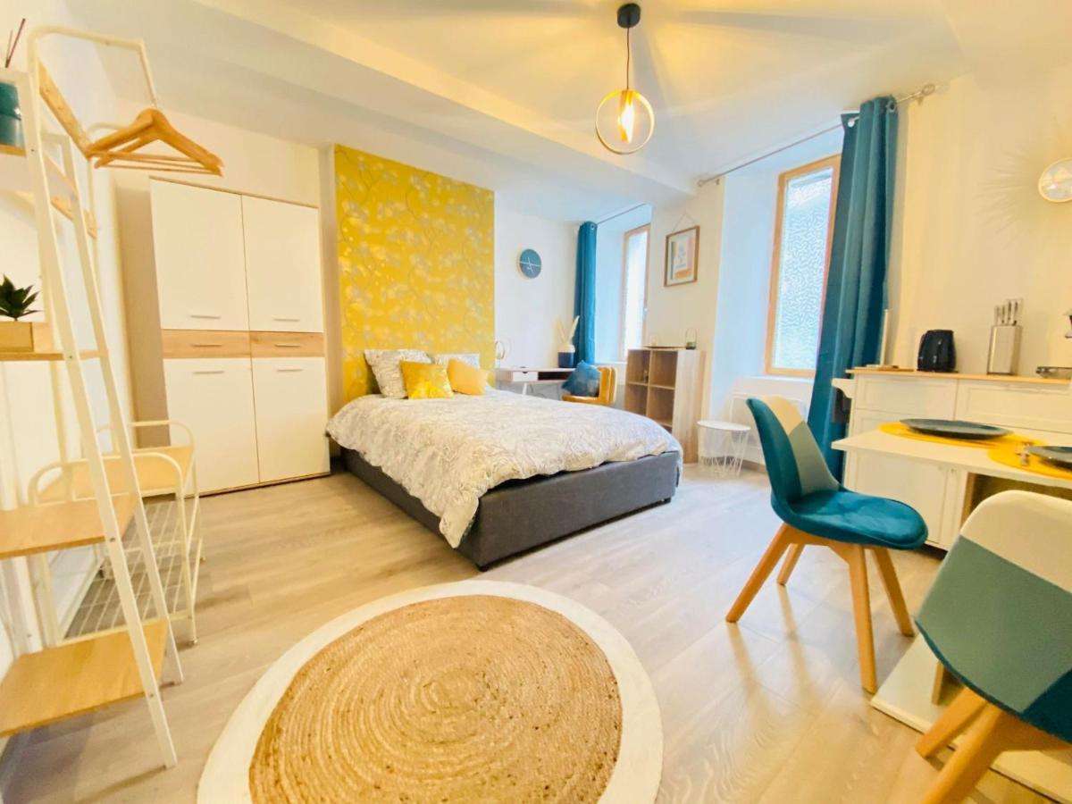 Appartement Chic Laon Bagian luar foto